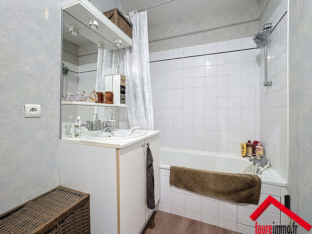 Appartement à MALEMORT-SUR-CORREZE