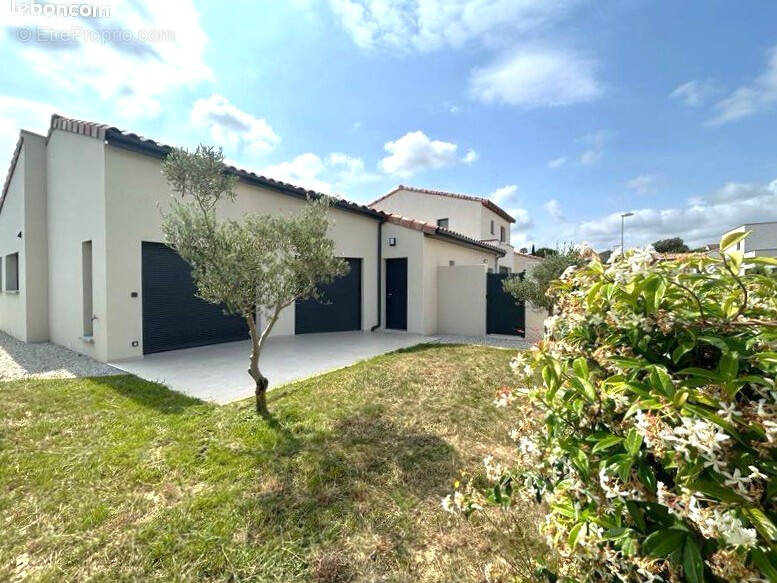 Maison à COLOMBIERS