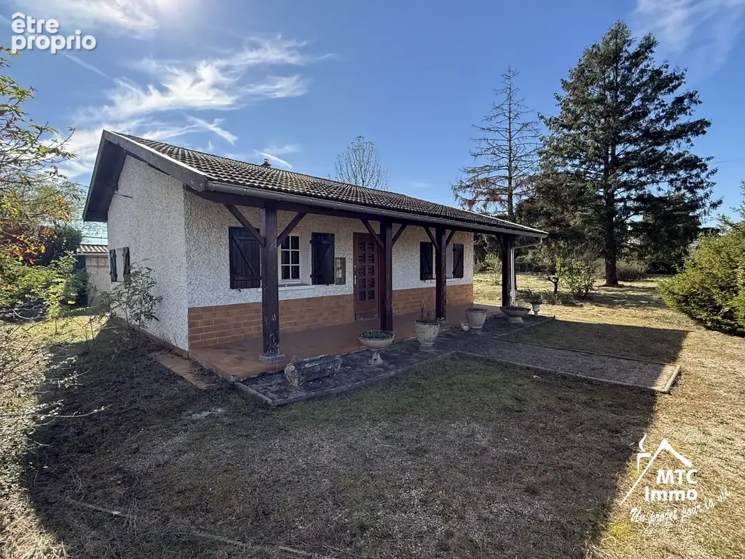 Maison plain pied 72 m2 / terrain 2808 m2 / garage - photo 1