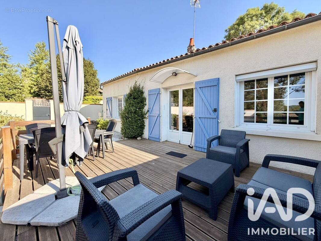 Photo 1 - Maison à MERVENT