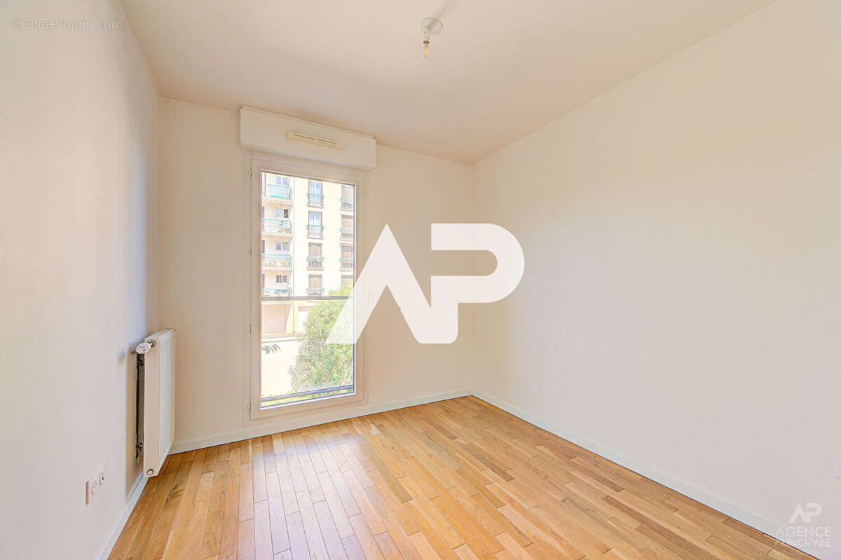 Appartement Rueil Malmaison 3 pièce(s) 57.38 m2 - photo 5