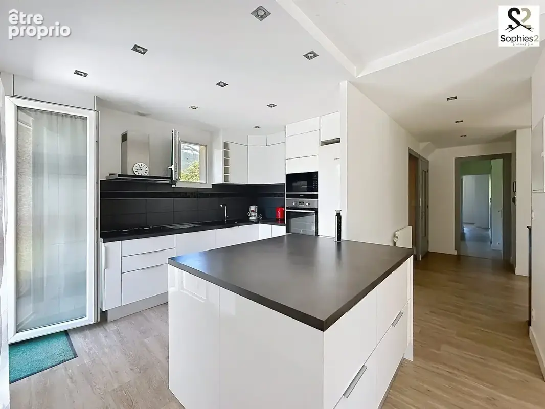Maison 8 pièces 170 m² à vendre à Claix (38640) - photo 4