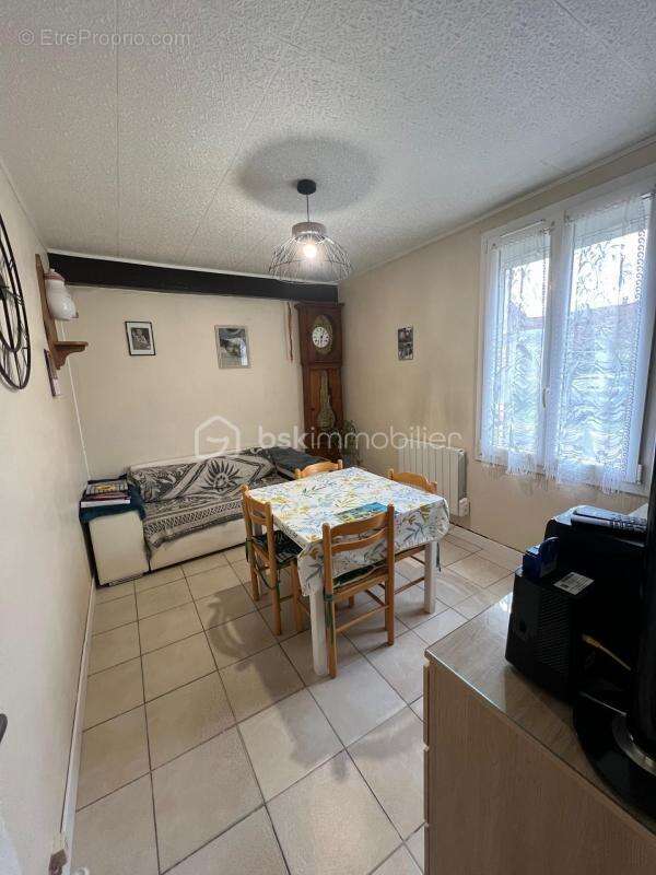 Maison à SERIFONTAINE