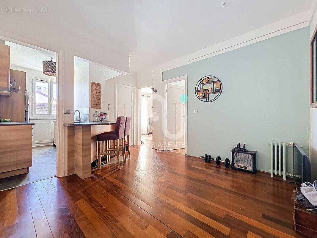 Appartement à ASNIERES-SUR-SEINE