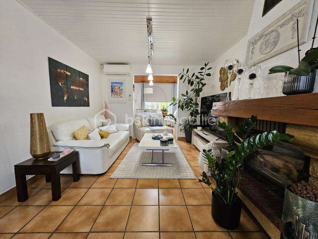 Maison à CHAMPIGNY-SUR-MARNE