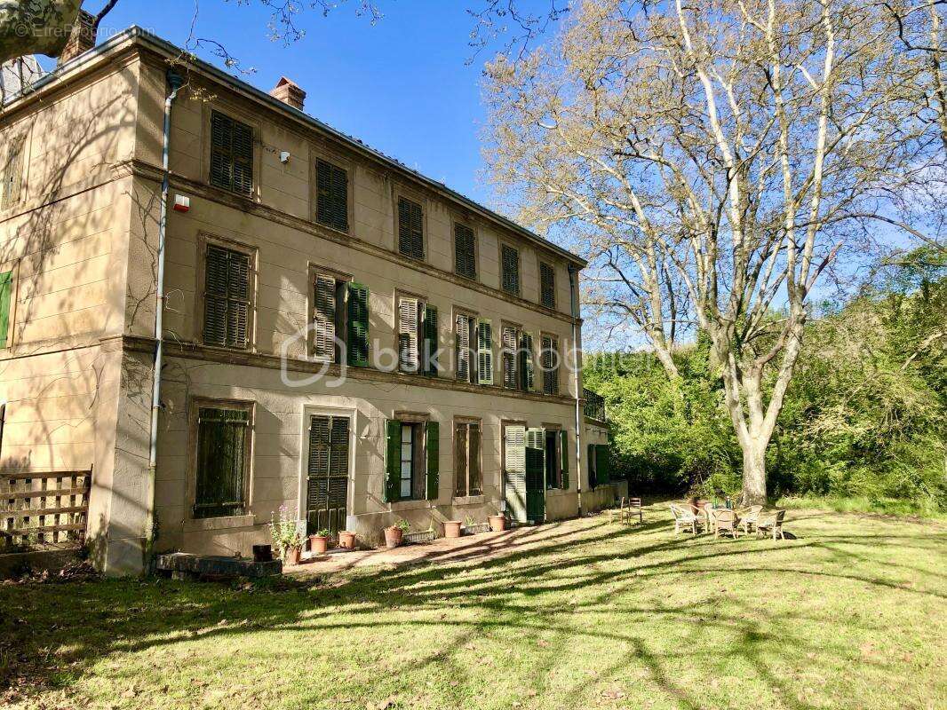 Domaine remarquable – Bastide du XVII siècle à réinventer, entre Aix-en-Provence, Marseille et Cassis - photo 2