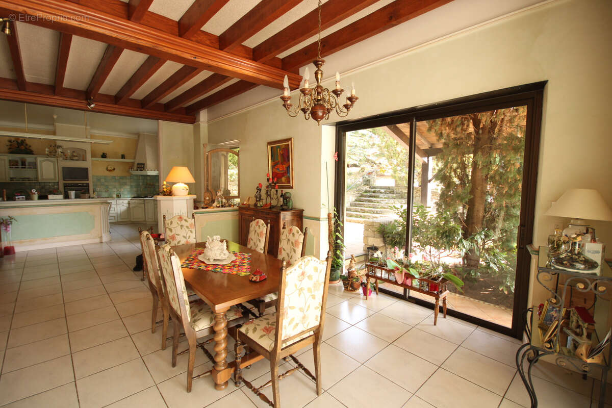 Maison à RAISSAC