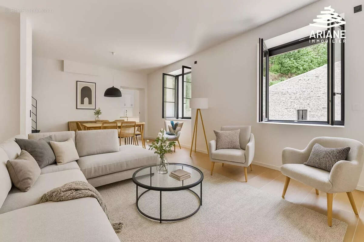 Appartement à VOURLES