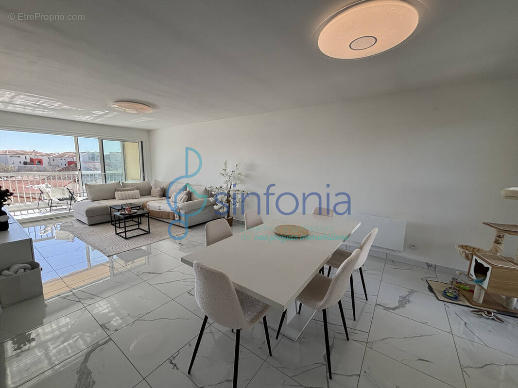 Appartement à LUNEL