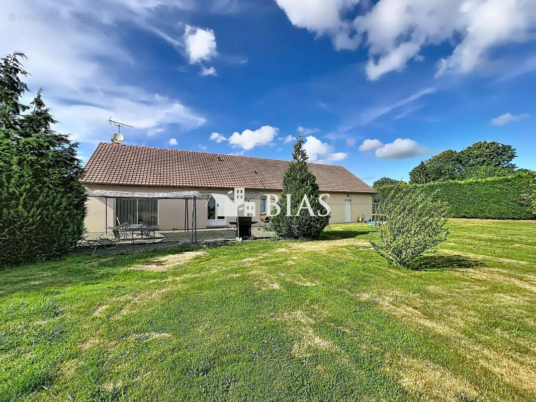 Maison 143 m² à Orbec  - photo 2