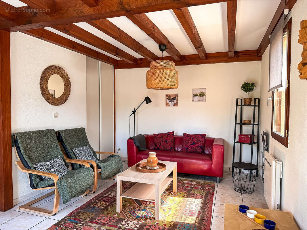 Maison à SAINT-JULIEN-EN-BORN
