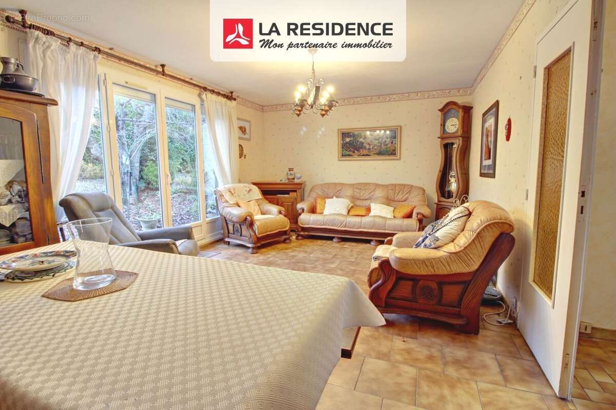 Maison à MAGNANVILLE