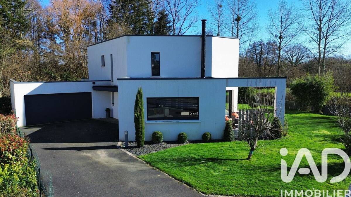 Photo 1 - Maison à CHATELAUDREN