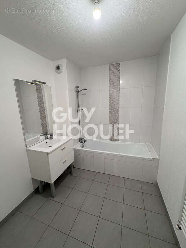 Appartement à VILLENAVE-D'ORNON