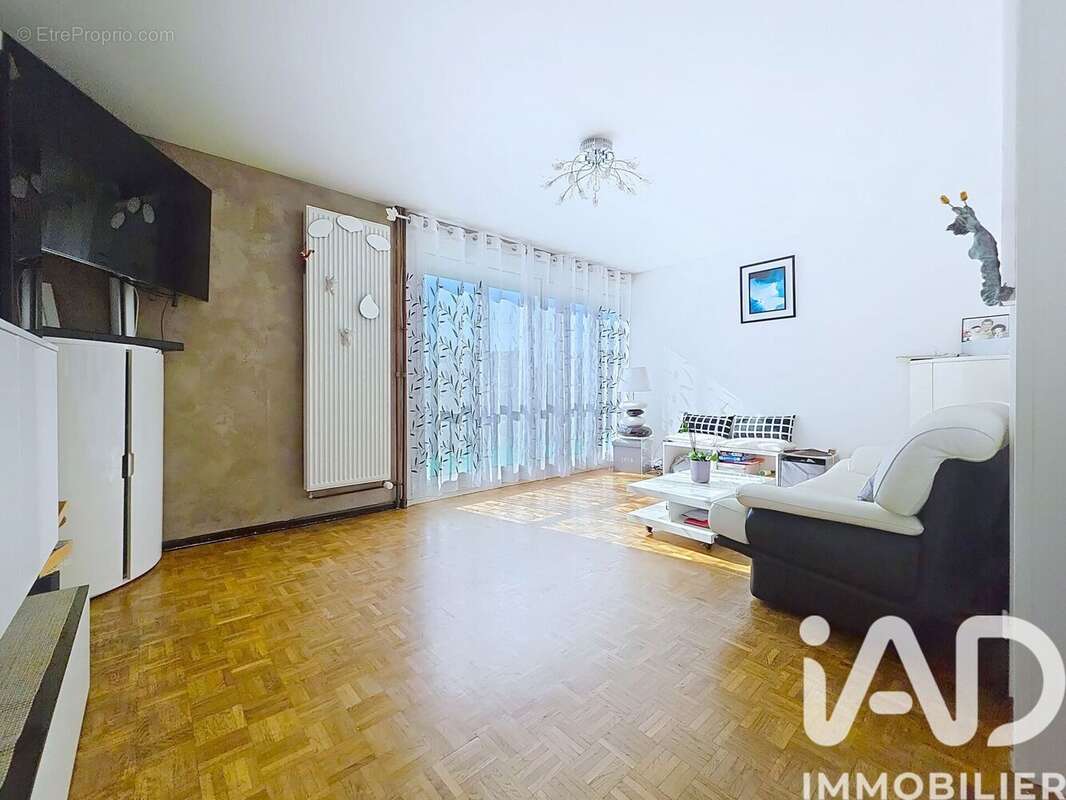 Photo 3 - Maison à PONTAULT-COMBAULT