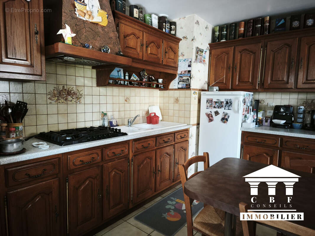 Maison 131 m² à L'abergement-Sainte-Colombe  - photo 9