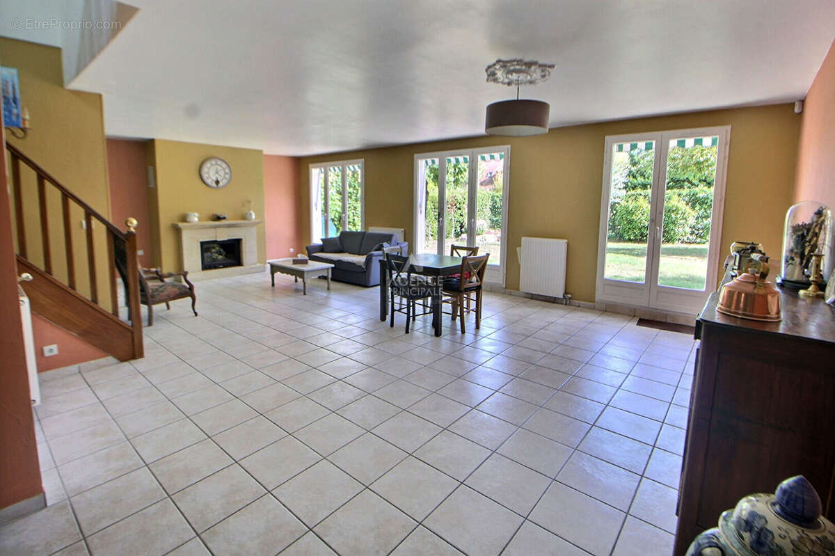 Maison à VERNOUILLET