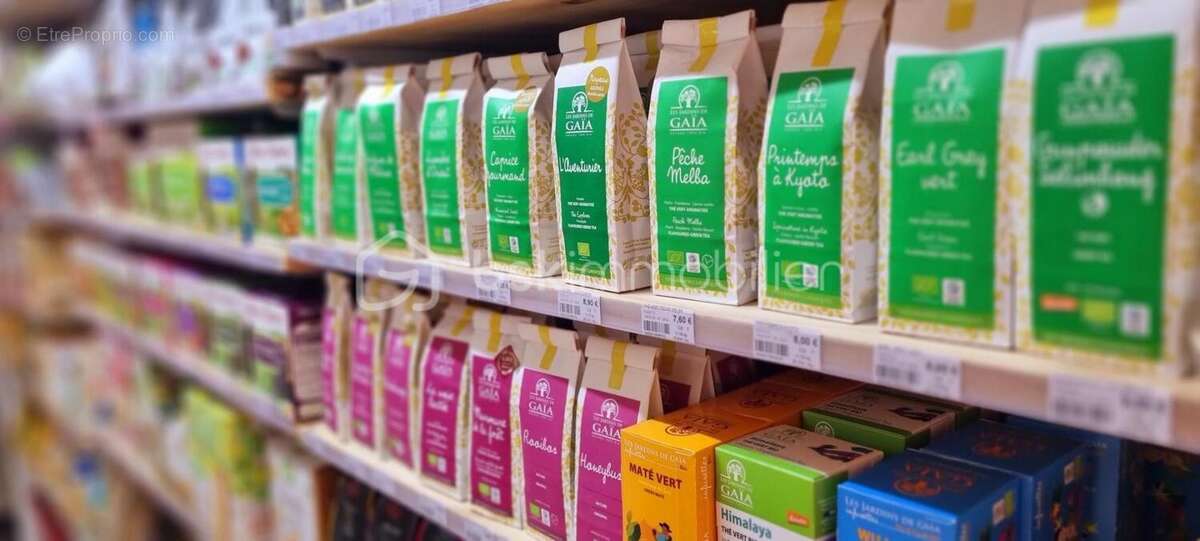 Commerce à FORCALQUIER