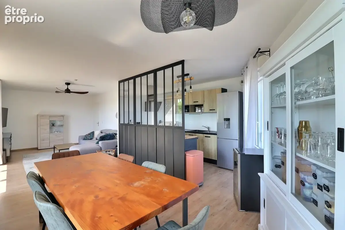 Appartement T3 de bon standing avec grand balcon - photo 2