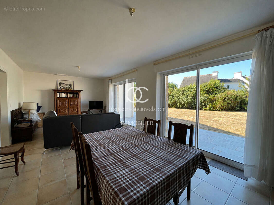 EXCLUSIVITÉ SARZEAU - Maison de 79 m² avec jardinet, proche du Golfe du Morbihan - photo 3