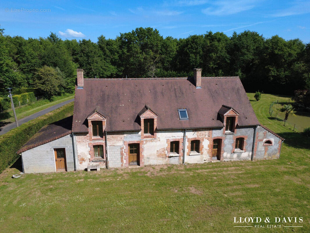 Fermette traditionnelle - Maison à LE MOULINET-SUR-SOLIN