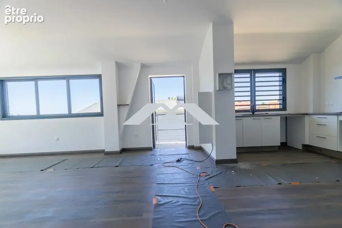 Maison 4 pièces 124 m² à vendre à Saint-Joseph (97480) - photo 7