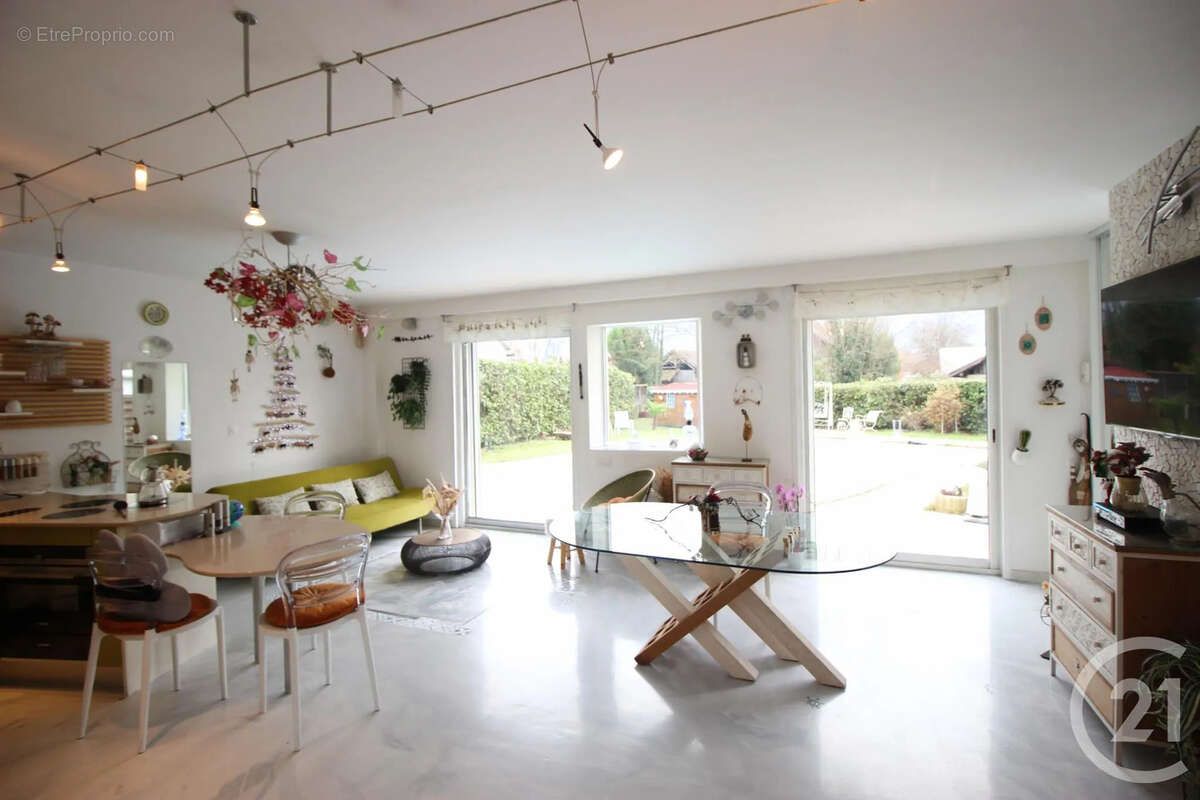 Autre à MONTBONNOT-SAINT-MARTIN