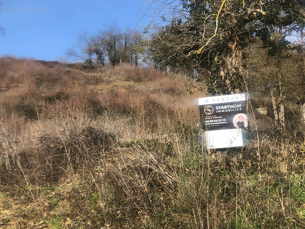 Terrain à MARCILLOLES
