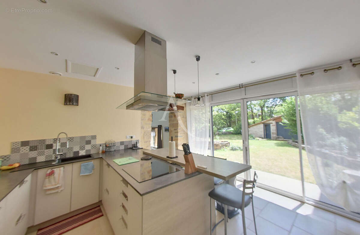 Maison à SAINT-ANTONIN-NOBLE-VAL