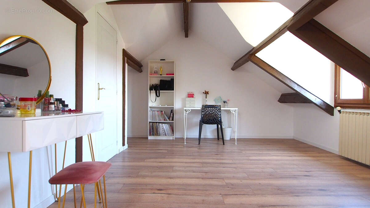 Maison à CONFLANS-SAINTE-HONORINE