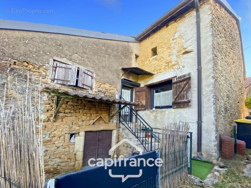 Maison à CUISEAUX