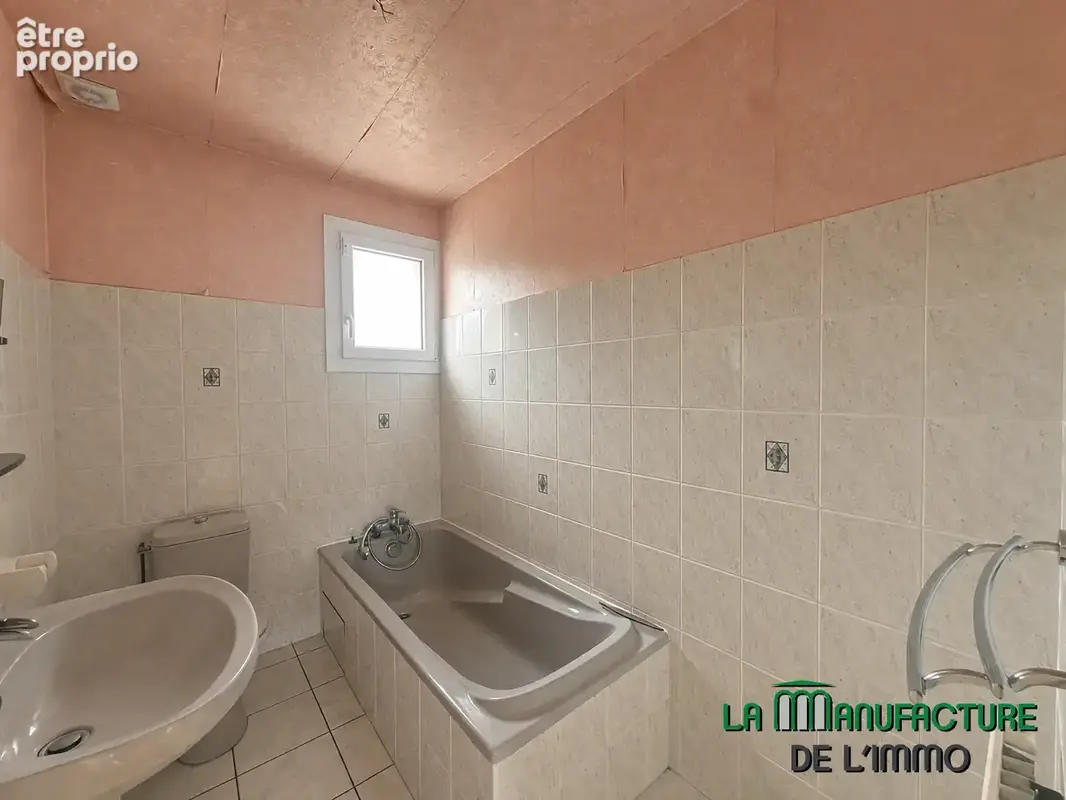 Maison de type F5/F6 avec piscine et belle vue sur terrain de 920 m2 / aurec-sur-Loire - photo 31