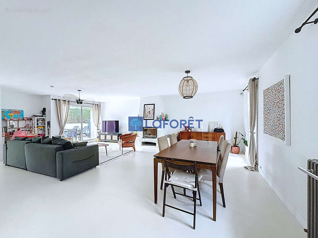 Maison à LONGPONT-SUR-ORGE