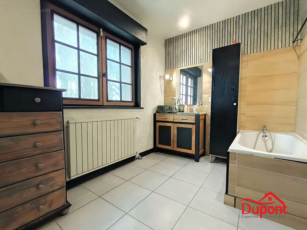 Maison 202 m² à Marchiennes  - photo 6