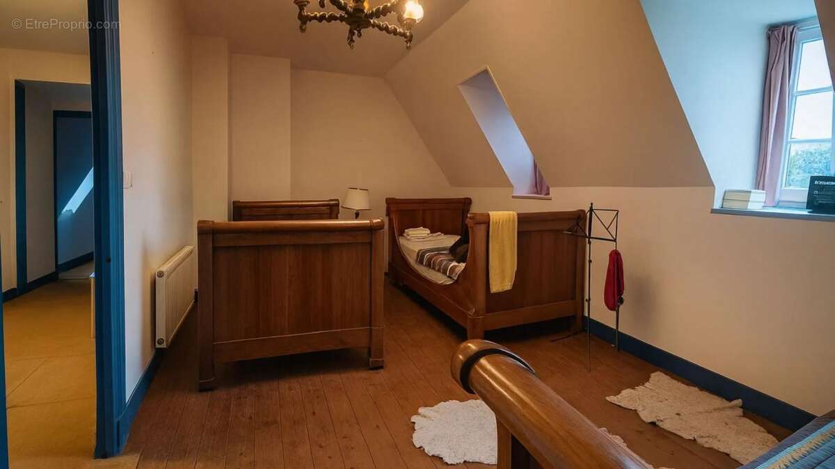 Maison à LUCENAY-L&#039;EVEQUE