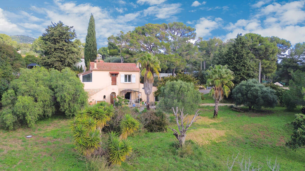 Maison à SANARY-SUR-MER