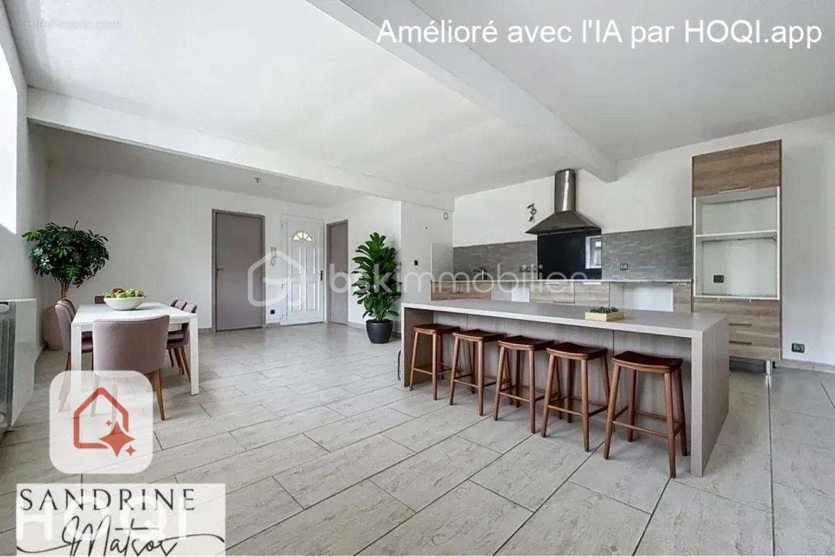Appartement à CREMIEU