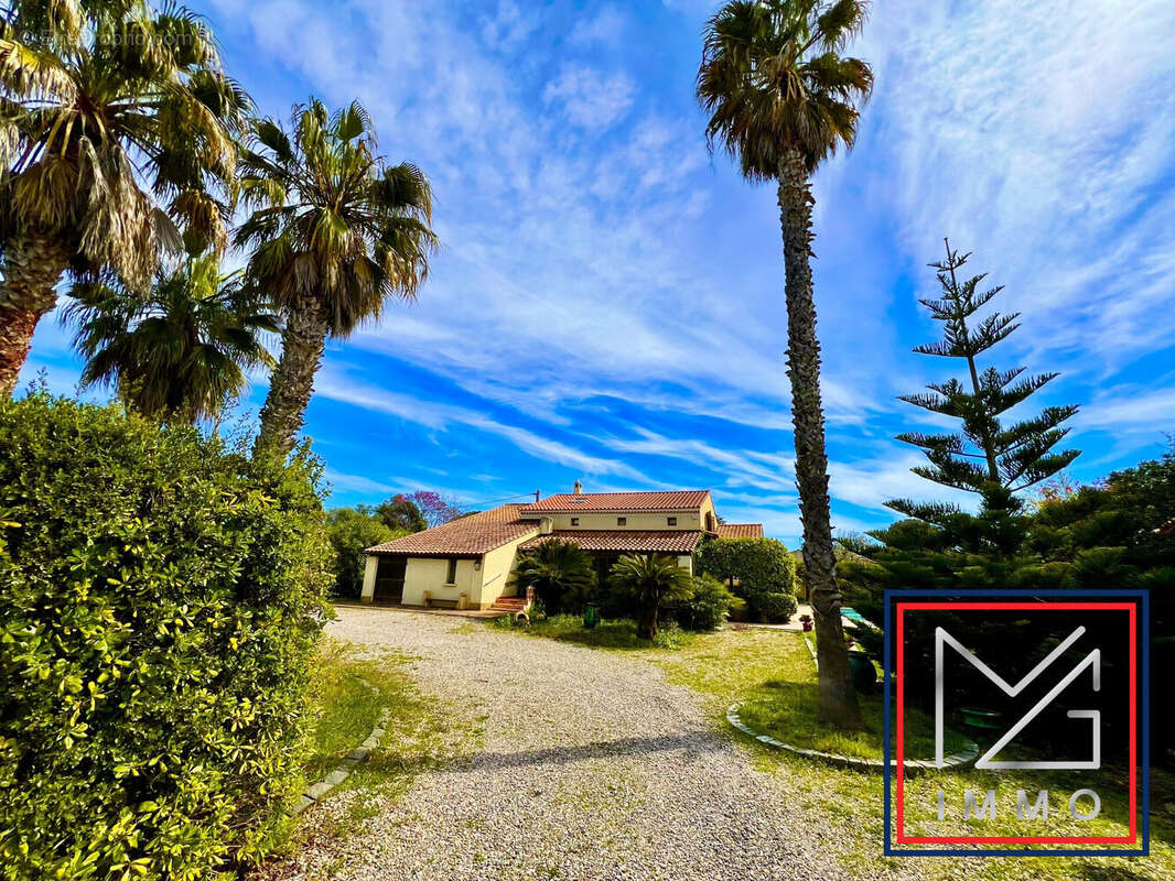 Maison à SIX-FOURS-LES-PLAGES