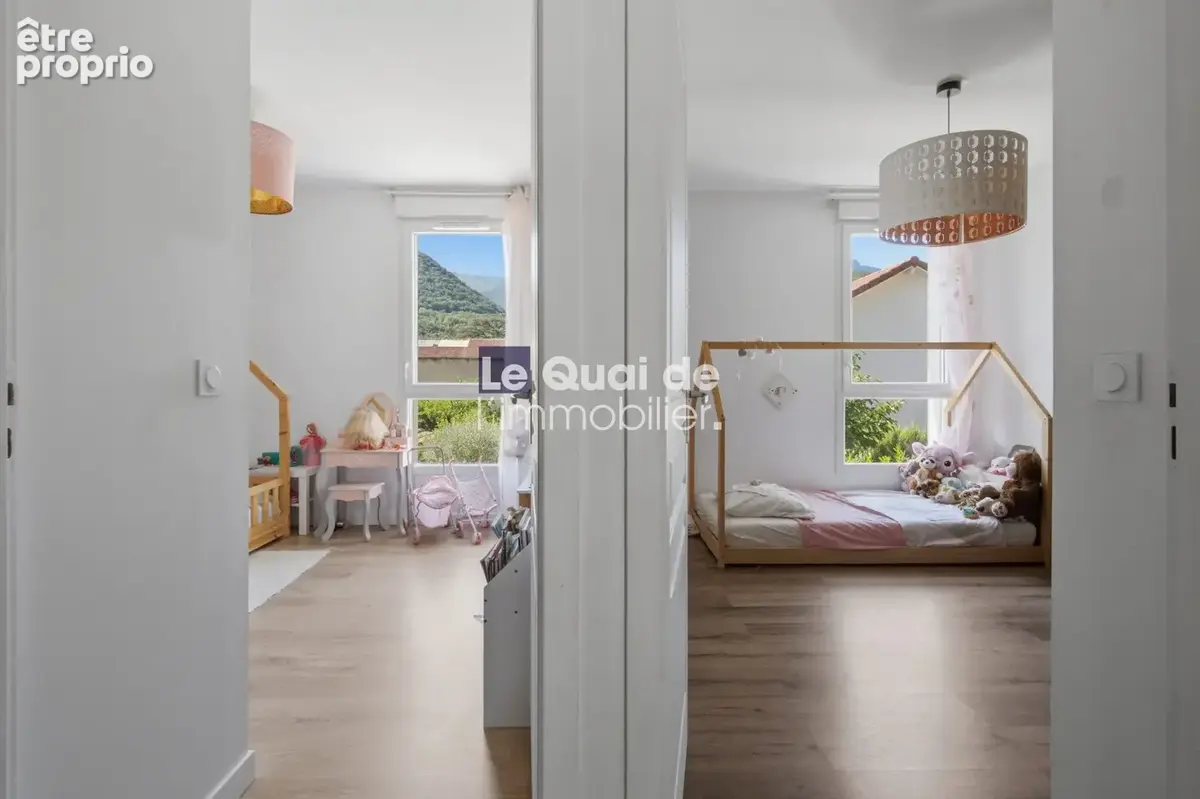 Maison 88 m² à Saint-Georges-De-Commiers  - photo 8