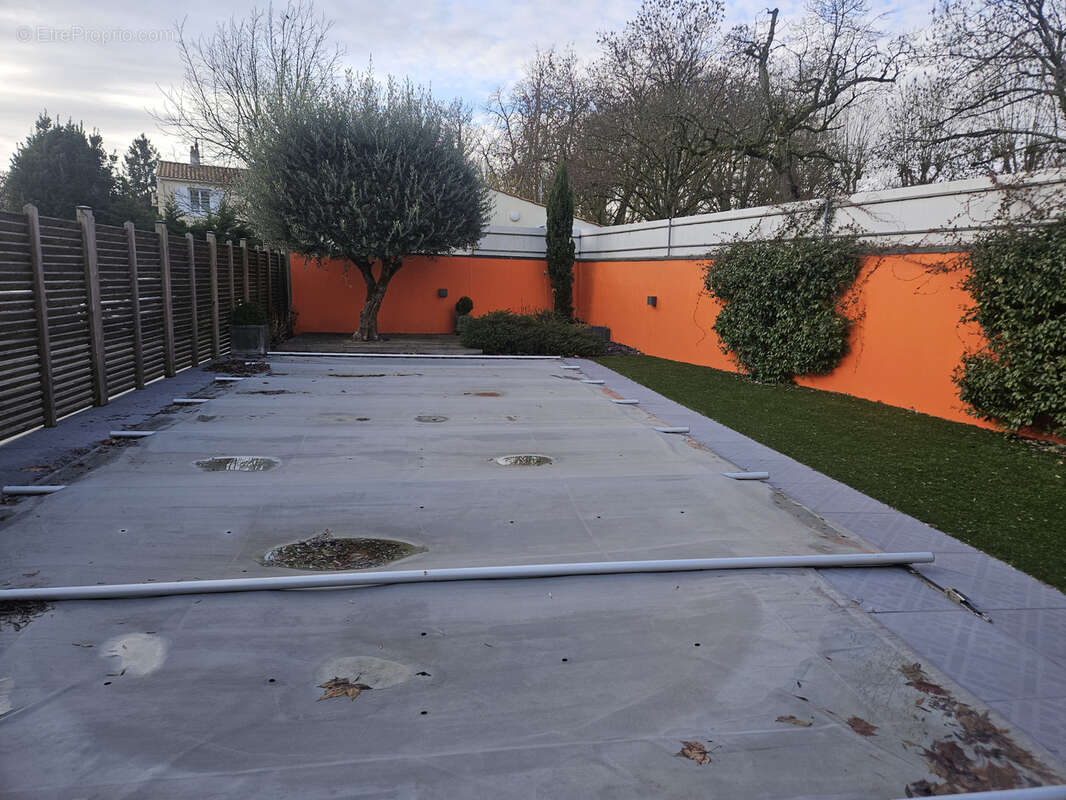 Appartement à SAINTES