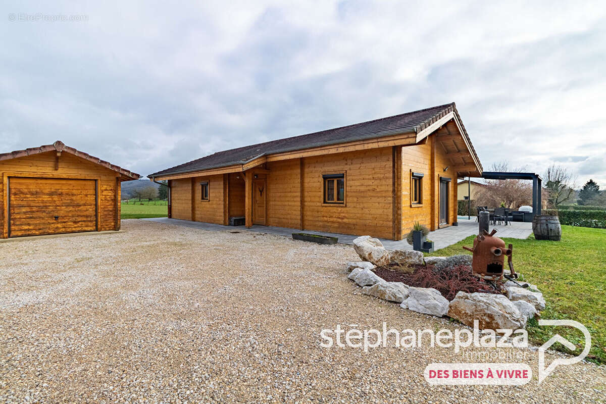 Maison à BOHAS-MEYRIAT-RIGNAT