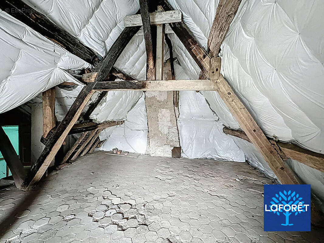 Maison à LA FERTE-ALAIS