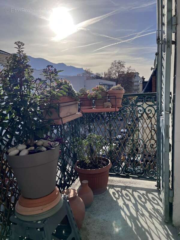 Appartement à AIX-LES-BAINS