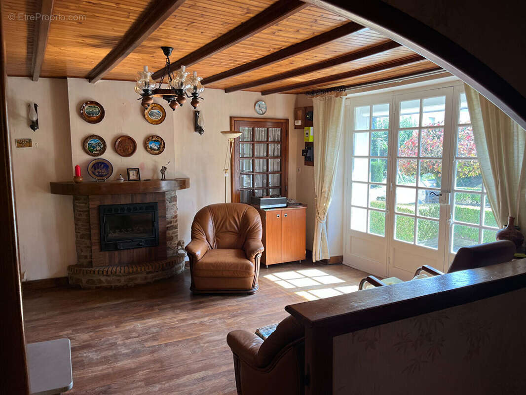 Maison à SAINT-SULPICE-LA-FORET