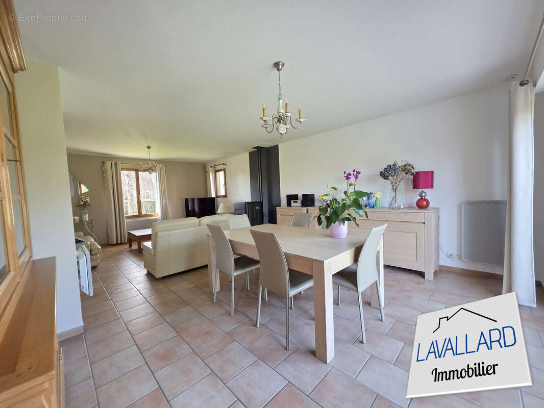 Maison à BACOUEL-SUR-SELLE