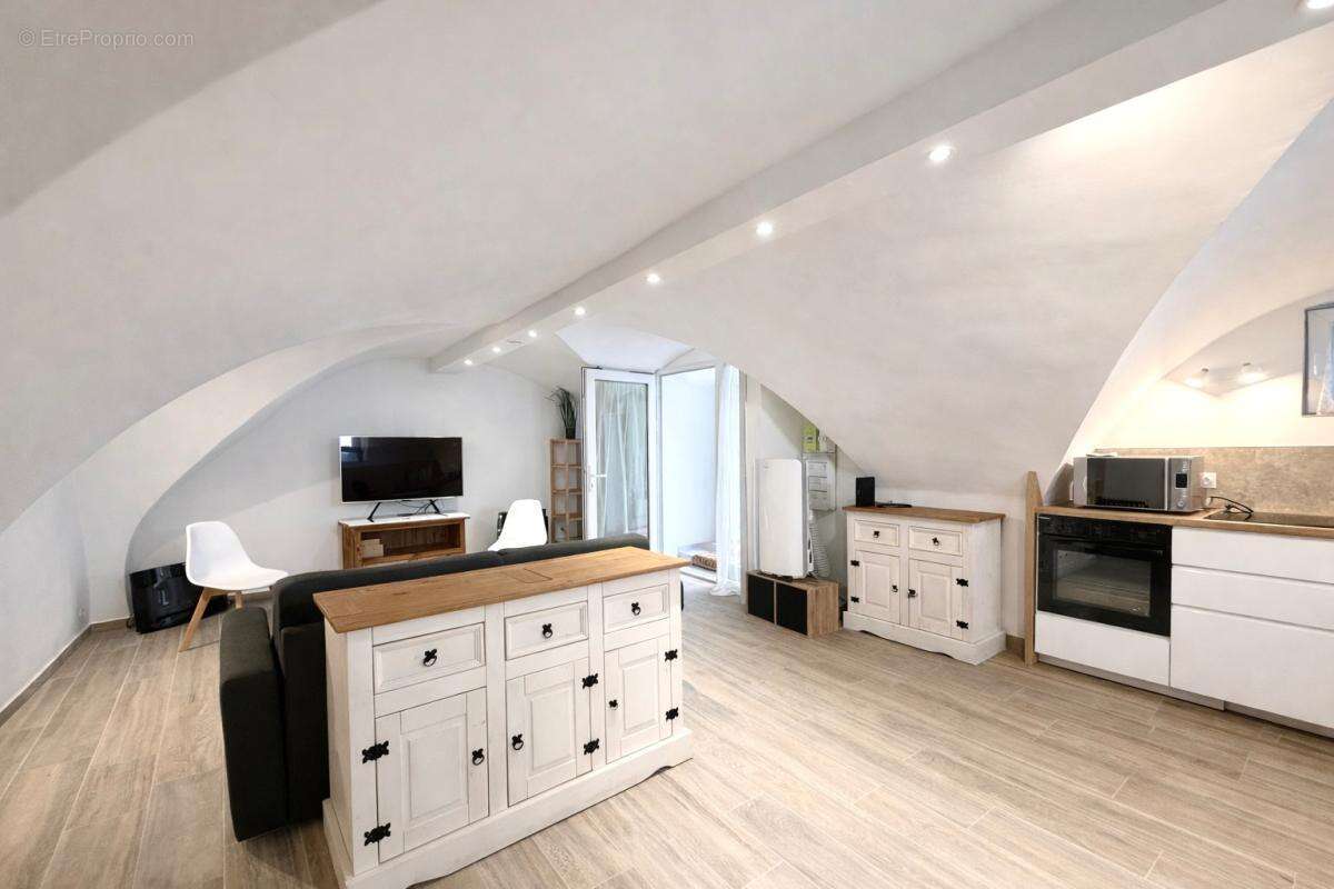 Appartement à LE CANNET