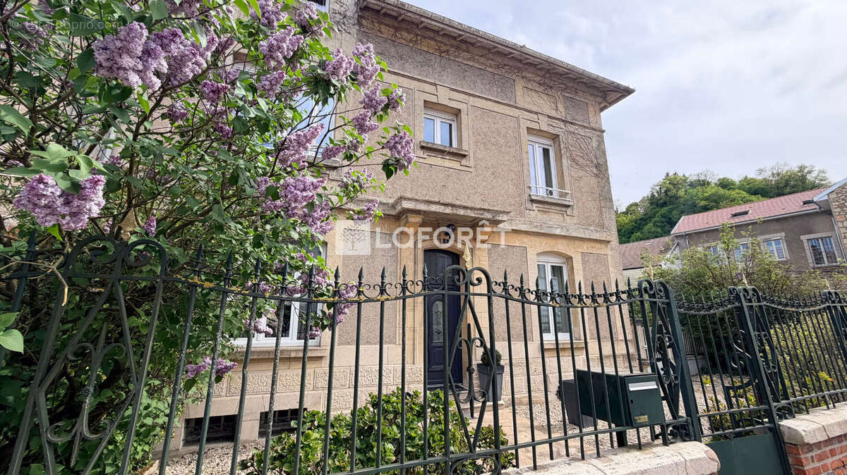Maison à CLERMONT-EN-ARGONNE
