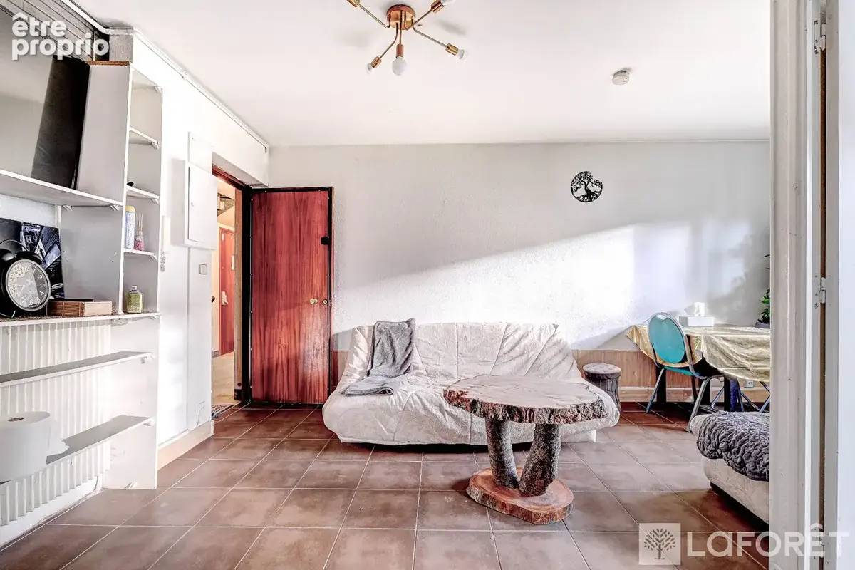 Rosny-sous-bois - appartement 2 pièces lumineux avec cave - idéal premier achat ou investissement - photo 8