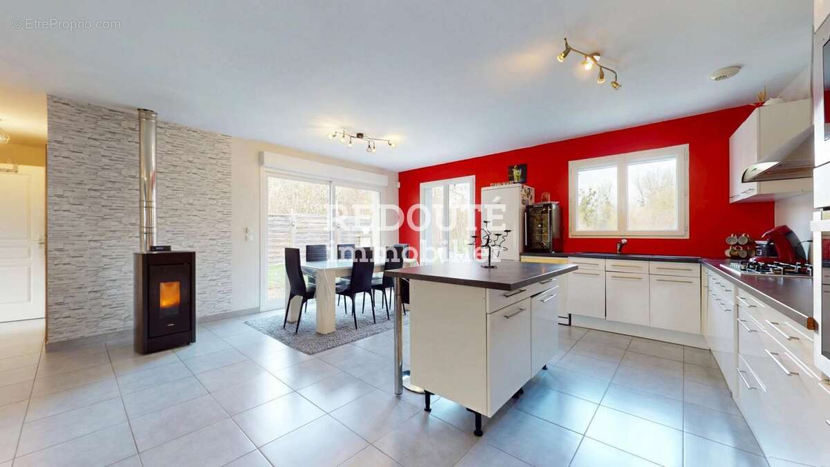 Maison à AUMENANCOURT