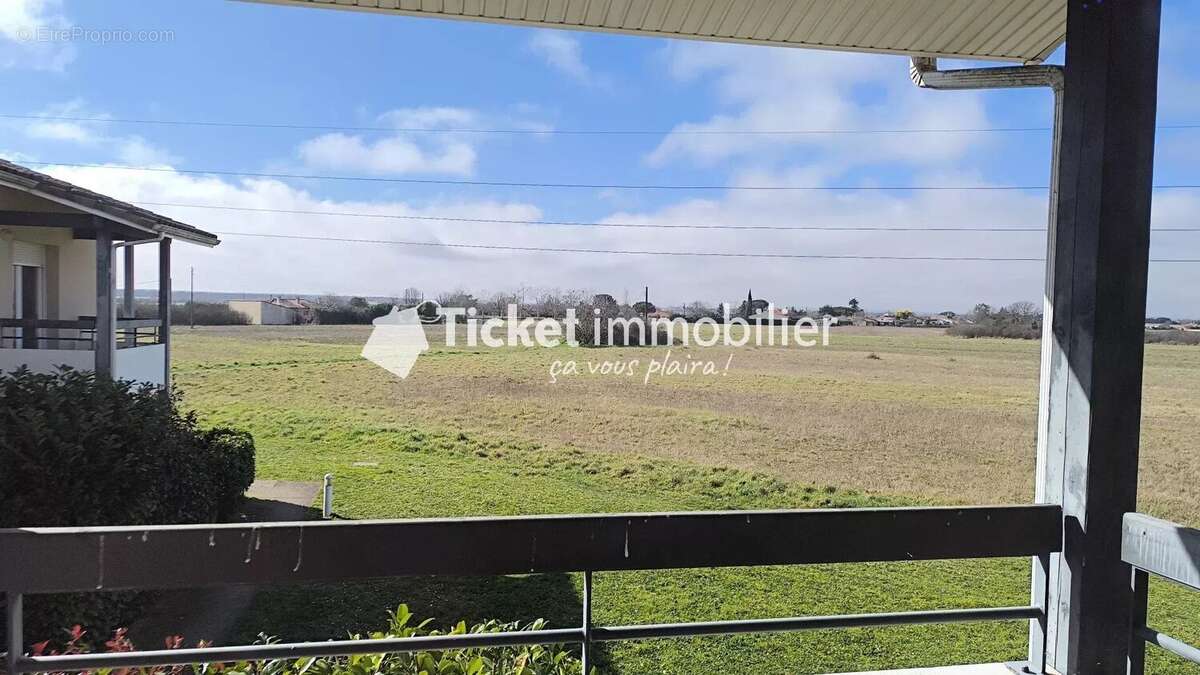 Appartement à MONDONVILLE